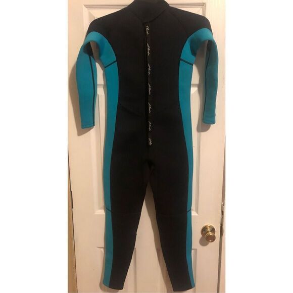 Hevto Wetsuit Size 12 - Picture 1 of 5